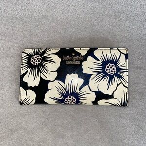 Kate Spade Floral Large Madison Bifold Wallet